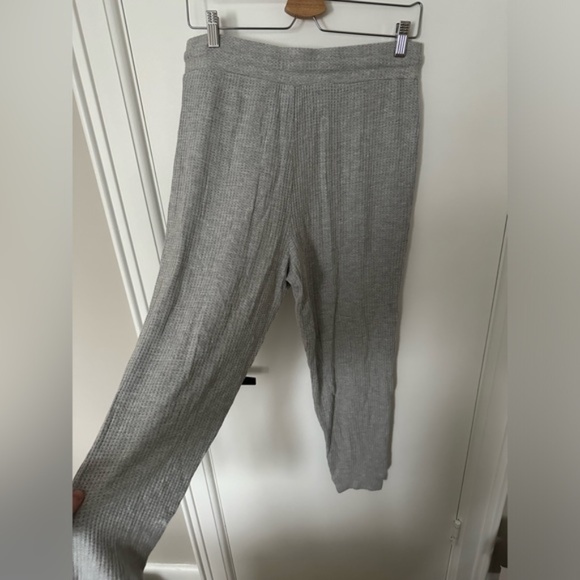 L*Space Venice Beach waffle knit jogger pant (size M/L) - Picture 14 of 14